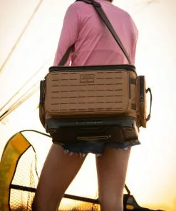 Plano Guide Series™ Tackle Bag (3700) 15 Plano Guide Series™ Tackle Bag (3700)