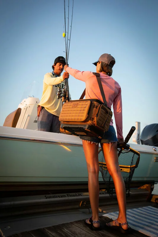 Plano Guide Series™ Tackle Bag (3700) 7 Plano Guide Series™ Tackle Bag (3700)