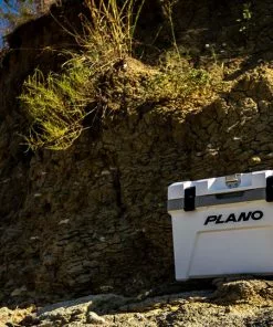 Plano Frost™ 32 Coolers